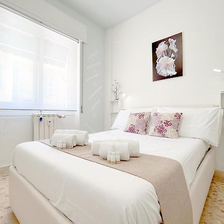 벤티밀리아 Elegant House - Centro - 400Mt Dal Mare 아파트 외부 사진