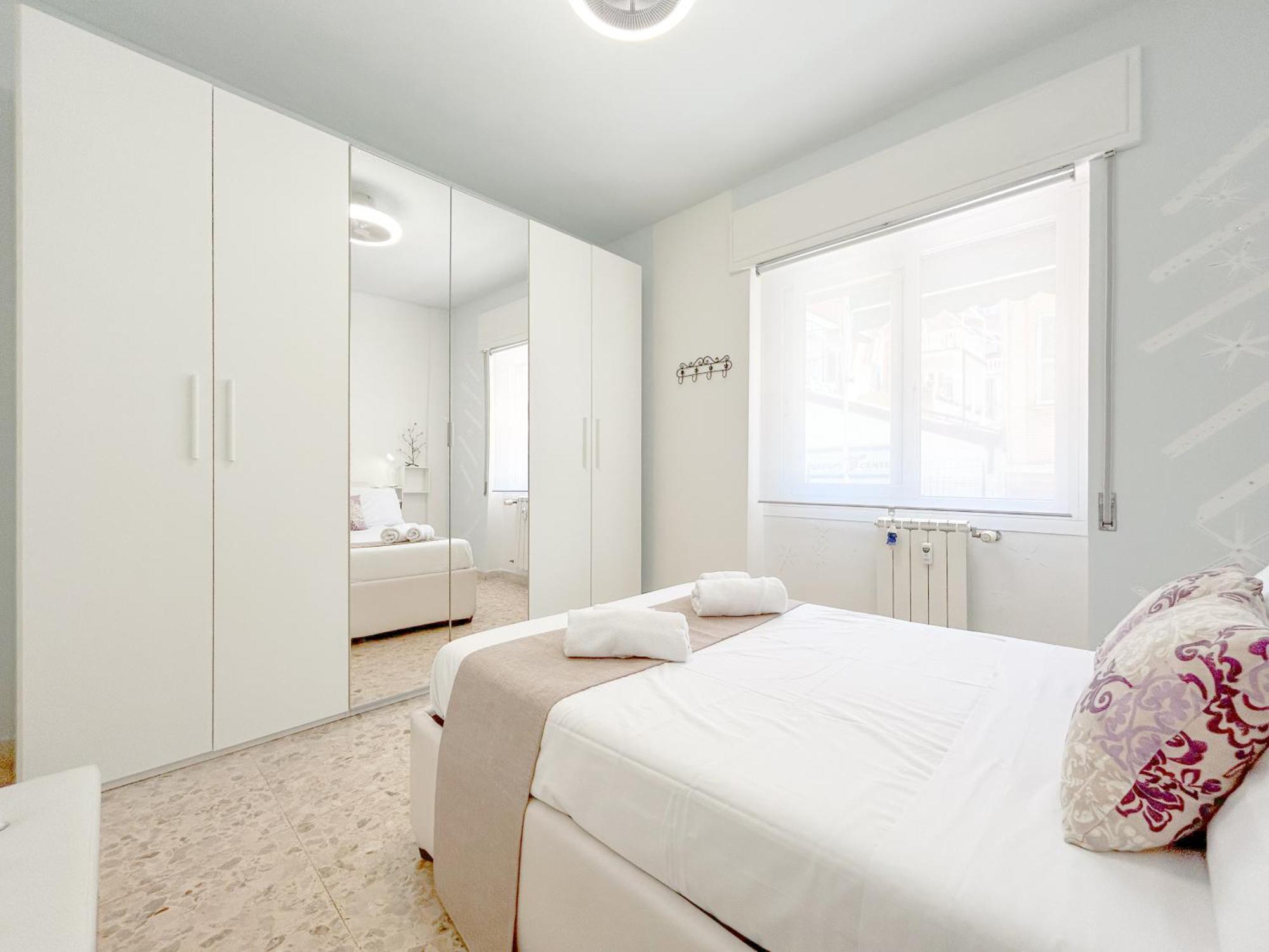 벤티밀리아 Elegant House - Centro - 400Mt Dal Mare 아파트 외부 사진